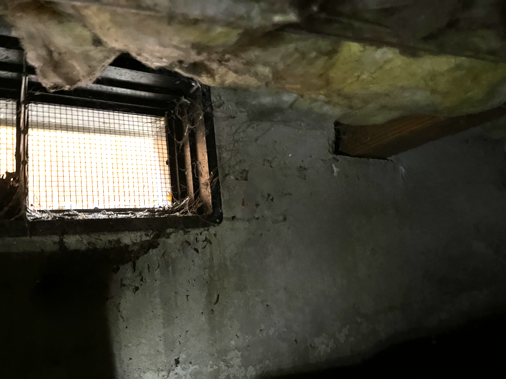 vent_crawl_space
