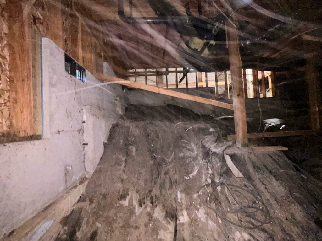 Crawl Space Encapsulation in Portland, OR